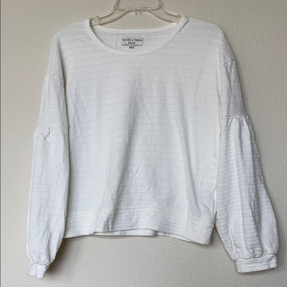 Texture & Thread Bubble-Sleeve Top - Picture 2 of 3
